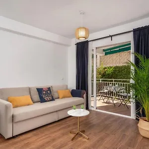 https://bonito-apartamento-en-la-carihuela.hotelsinnerja.org